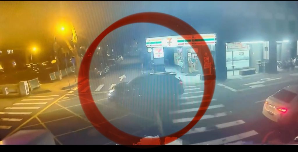 台中酒駕男子凌晨失控衝撞銀行 逃逸後遭警方速捕