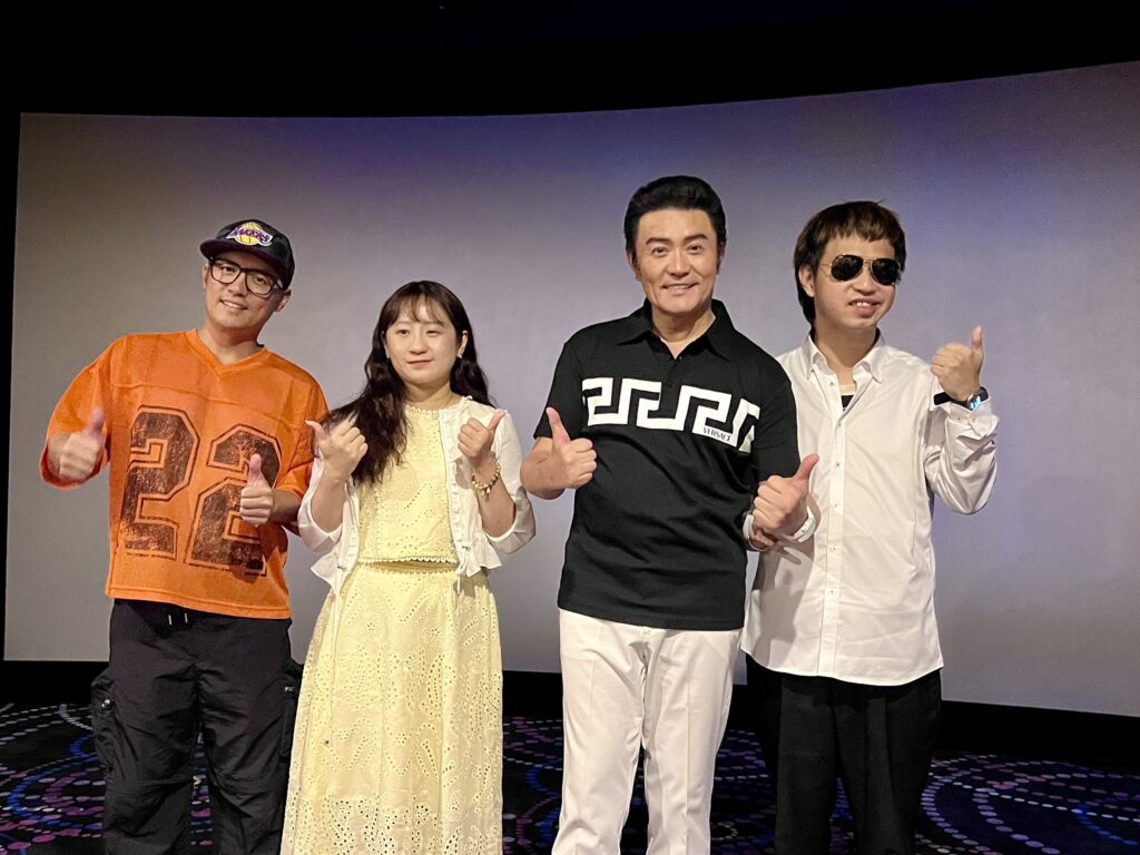 范逸臣晉升自律「暖男」,坦言想挑戰殺人魔?李㼈媒體試片回應與女兒「末日約定」:超浪漫 11 %EF%BC%88%E7%94%B1%E5%B7%A6%E8%87%B3%E5%8F%B3%EF%BC%89%E8%8C%83%E9%80%B8%E8%87%A3%E3%80%81%E6%9E%97%E8%8A%B3%E8%AA%9E%E3%80%81%E6%9D%8E%E3%BC%88%E3%80%81%E7%BE%85%E6%96%87%E8%AC%99%E5%87%BA%E5%B8%AD%E9%9B%BB%E5%BD%B1%E3%80%8A%E7%AA%81%E7%A0%B4%EF%BC%9A%E4%B8%89%E5%8D%83%E7%B1%B3%E7%9A%84%E6%B3%B3%E6%B0%A3%E3%80%8B%E8%A9%A6%E7%89%87%E6%9C%83