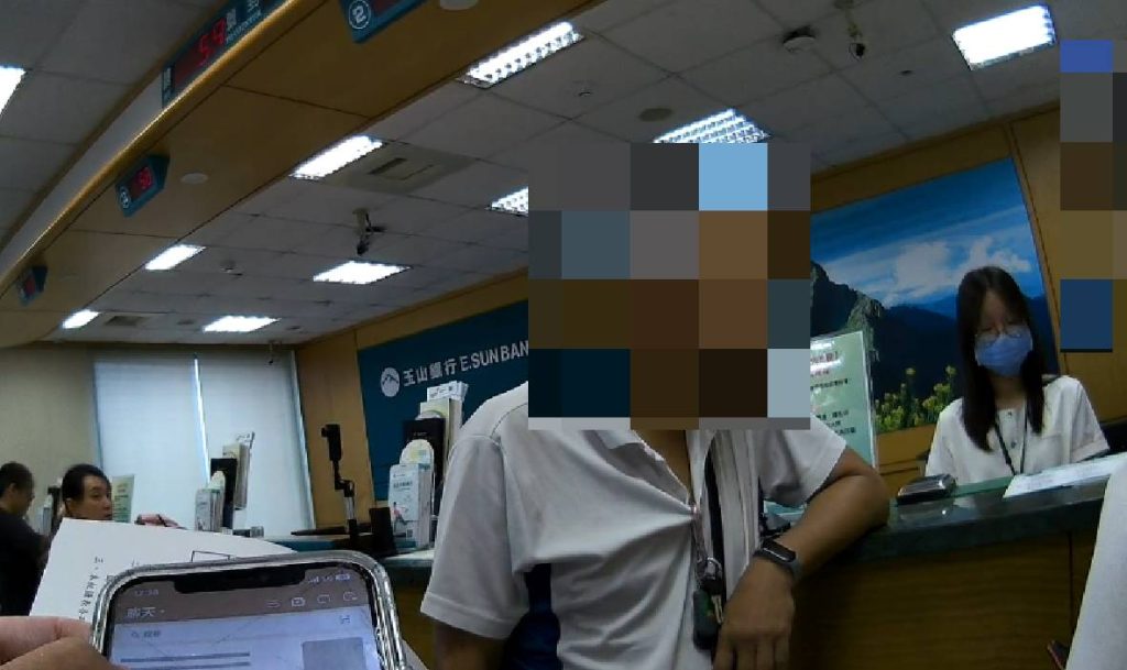 台中男陷投資群組險遭騙43萬 警方銀行聯手即刻攔阻