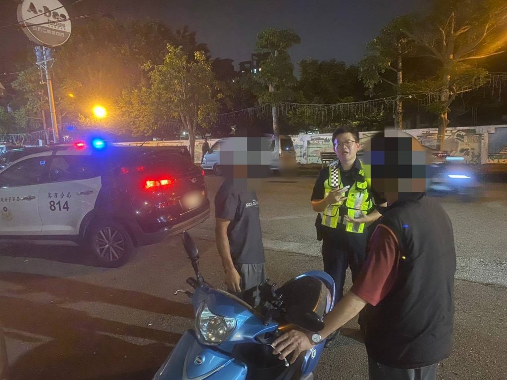 倒垃圾遇機車「蒸發」？台中婦人誤騎鄰車警10分鐘解烏龍