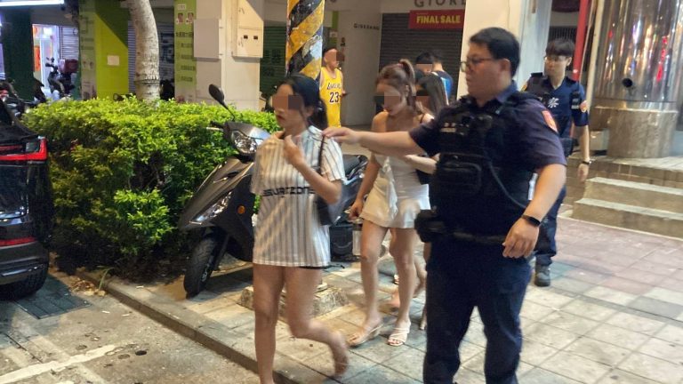 中壢警方雷霆出擊！查獲外籍非法打工24人 逾期居留7人移送專勤隊