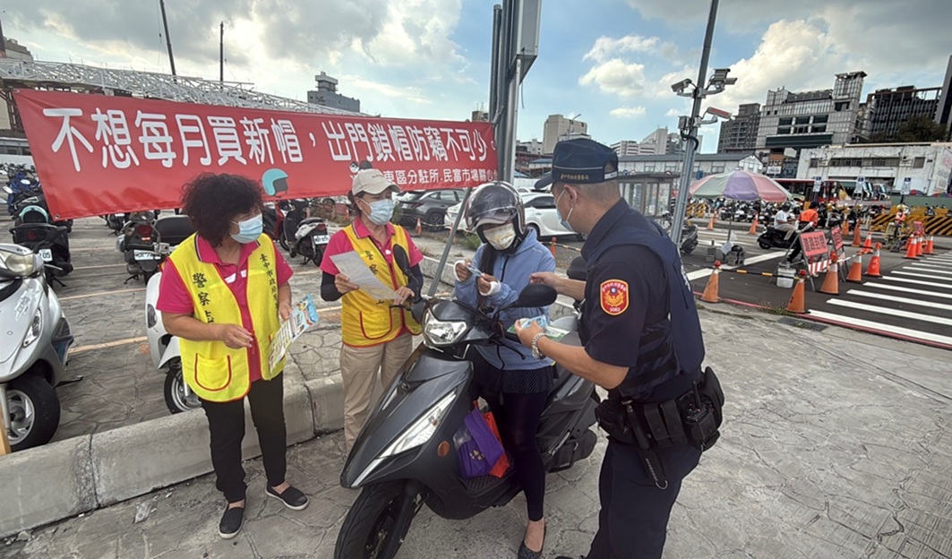 「你的帥帽」他也想要！   別用機會題考驗人心