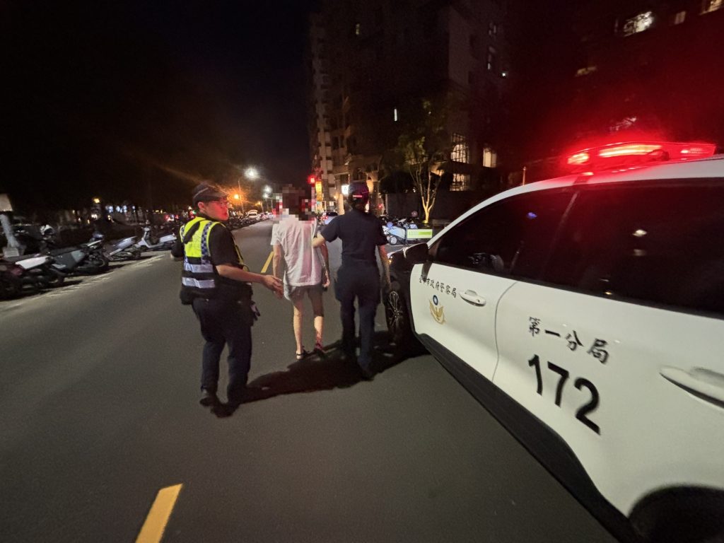 女子出院後記憶混亂 誤攔計程車報錯地址 警方暖心協助返家