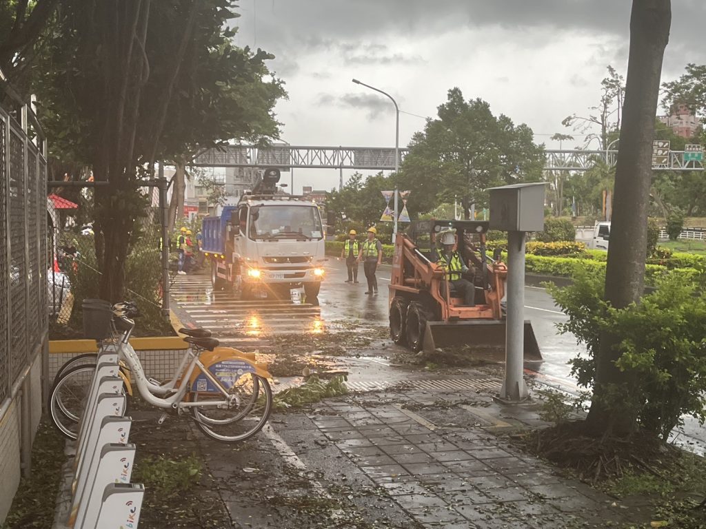基隆市政府頒發感謝狀 表揚乾泰豐營造災後馳援南台灣貢獻