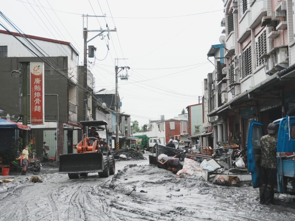 基督教救助協會成立光復第二救助站 上千名1919志工投入清淤行動