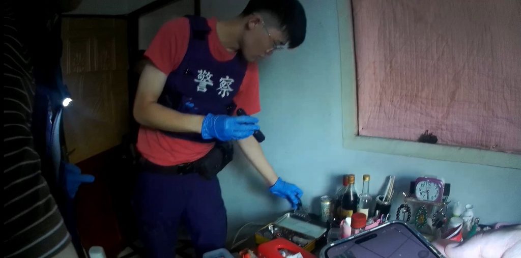 新竹警分局快狠準！住宅竊案追回25件贓物 嫌犯還藏毒品被逮捕