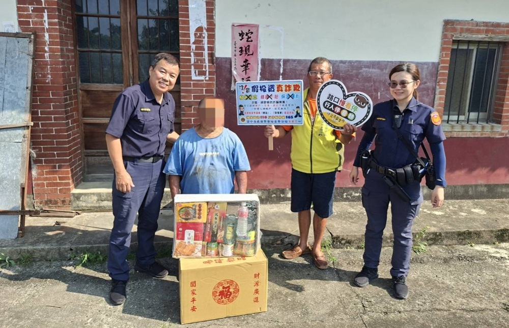 月圓情更濃   東勢警中秋佳節送暖