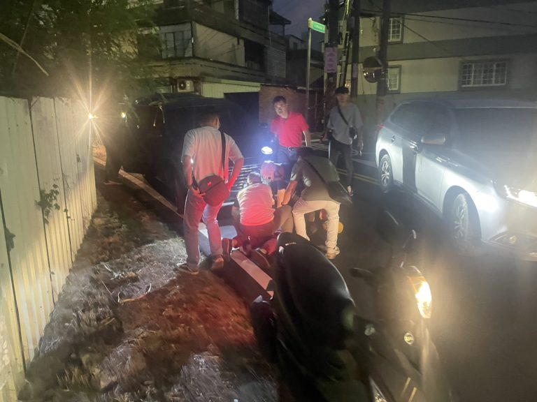 苗栗竹南超商遭BB槍強盜 犯嫌刺傷警員逃逸後落網