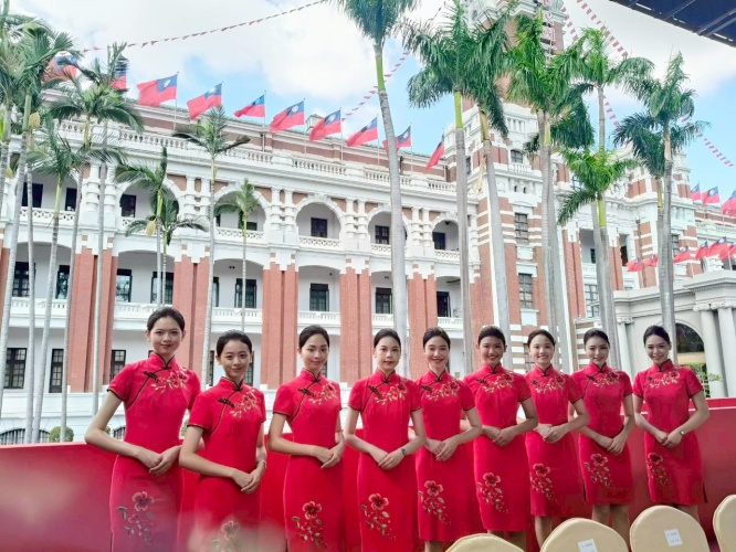 圖六親善大使團擔任國慶禮賓工作 - 報新聞 Mega News