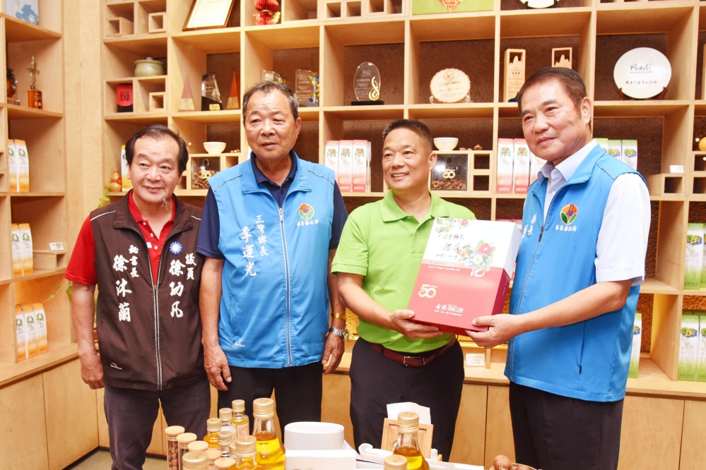 - 報新聞 Mega News