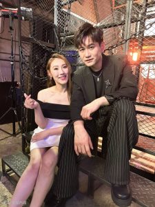 吳俊宏攜手謝金晶合唱〈愛你如火〉　暖心推薦旗山「尚有麵店」古早味客家粄條
