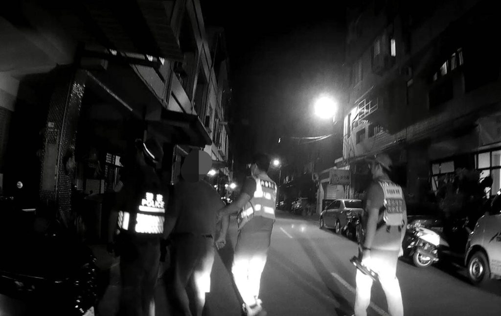 一場小插曲 一份大關懷 雲林警消接力攙扶頭暈男子返家 暖心化解危機獲感謝