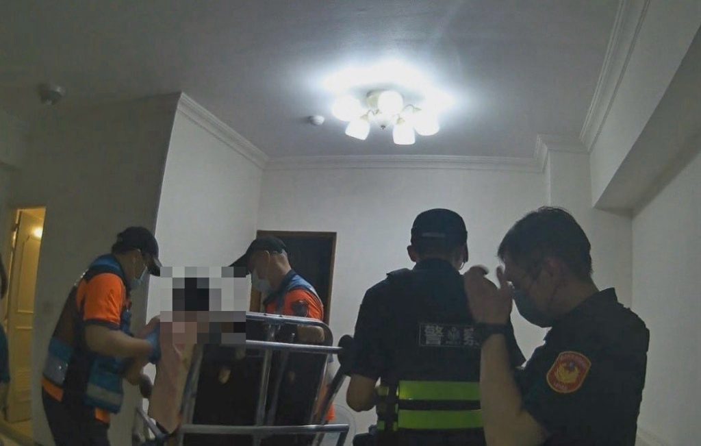 臺南安平獨居老嫗失聯三日　警方火速破門救回一命