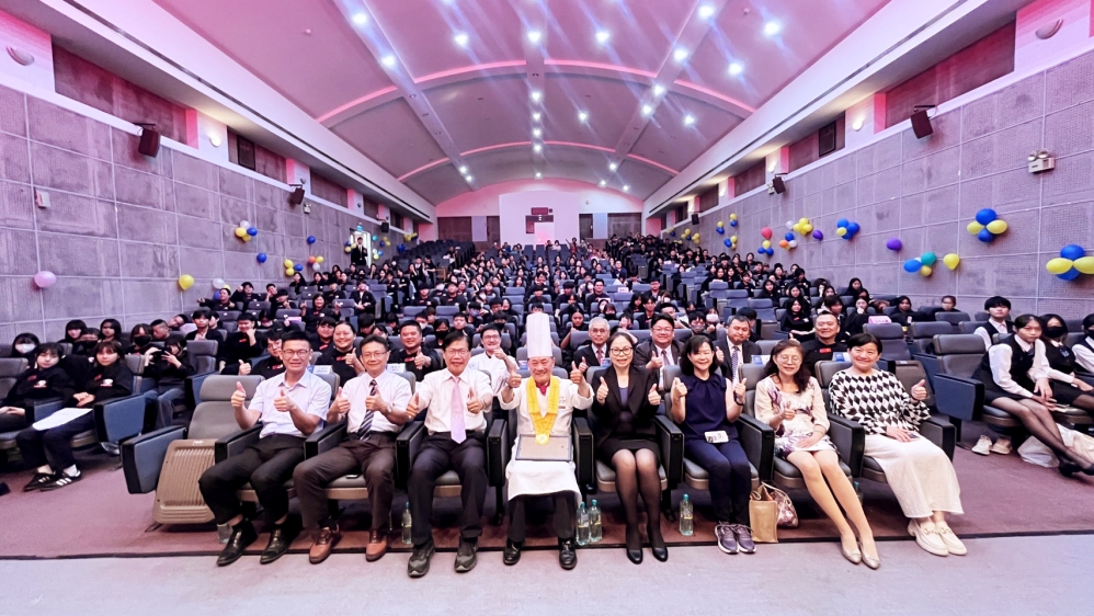 S__158973999_Fotor - 報新聞 Mega News