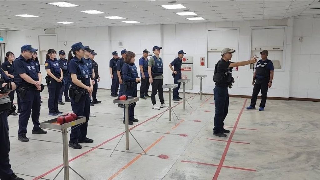 臺東警察局關山分局進行常年訓練成果驗收 強化體能與實戰應變能力
