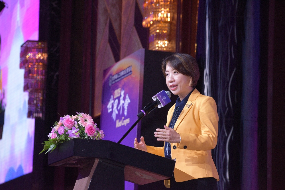 僑委會李妍慧副委員長肯定世華貢獻 葉非比大使期許開創美好未來 6 圖▲閉幕典禮僑委會李妍慧副委員長致詞。