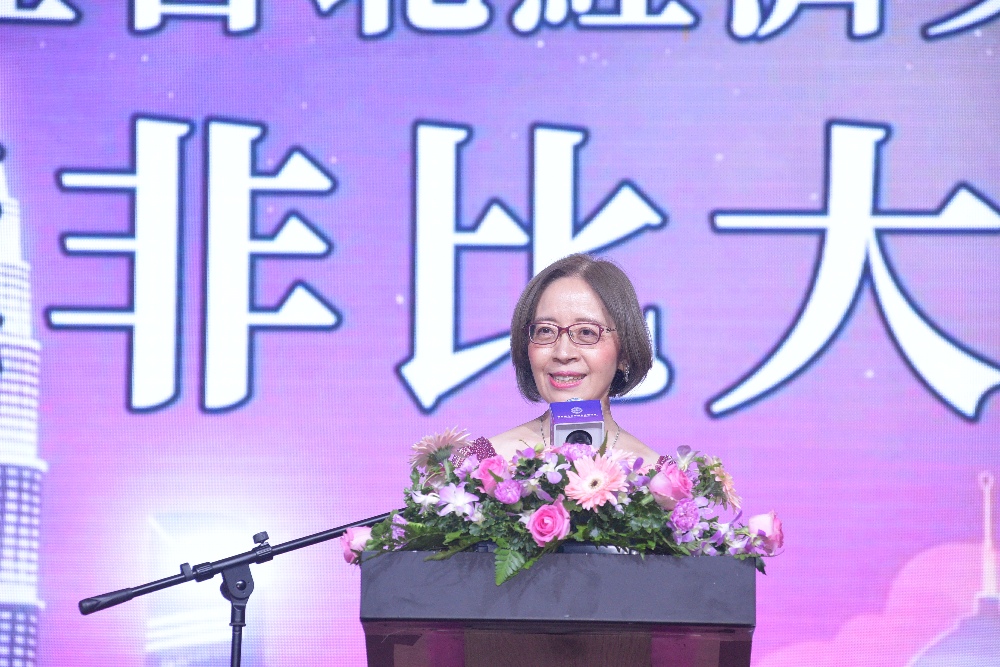 僑委會李妍慧副委員長肯定世華貢獻 葉非比大使期許開創美好未來 7 圖▲外交部晚宴葉非比大使致詞。