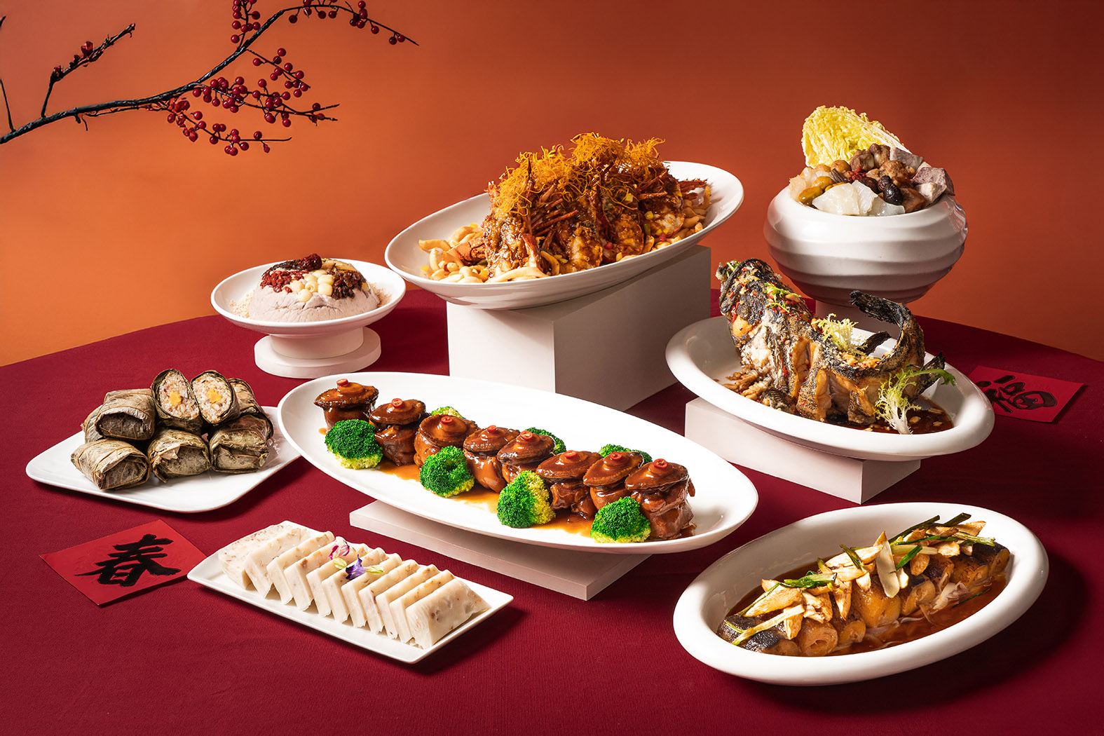 【年菜熱戰開打】板橋凱撒推出八道吉祥菜　龍蝦、鮑魚、花膠一次上桌