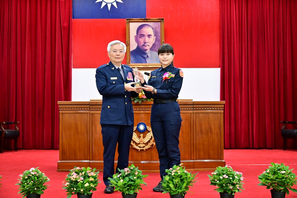 S__452960283 - 報新聞 Mega News