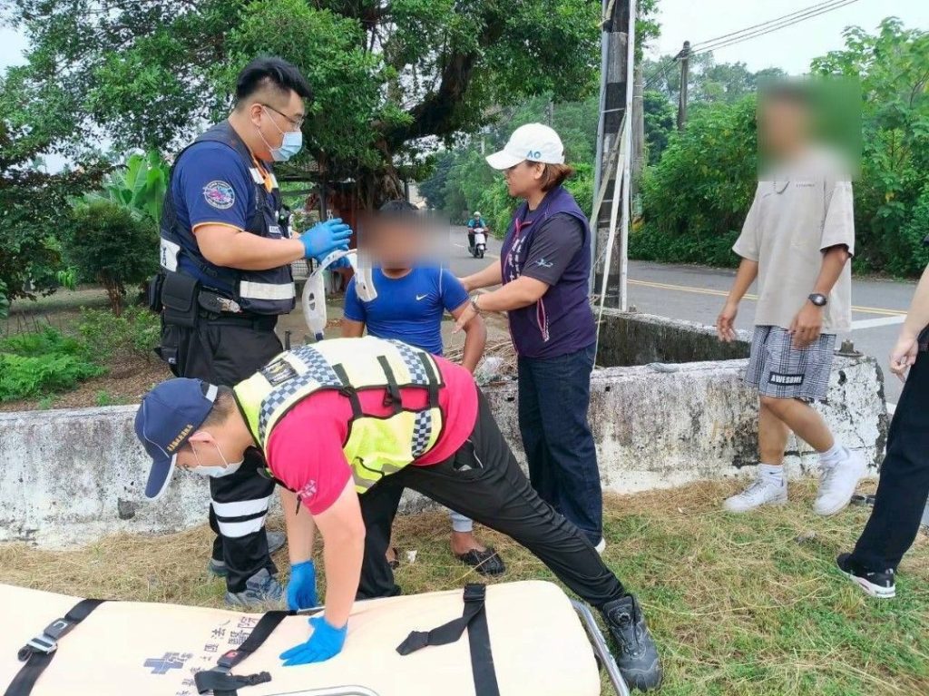 熱心議員伸援手 屏東潮警迅速到場處理交通事故