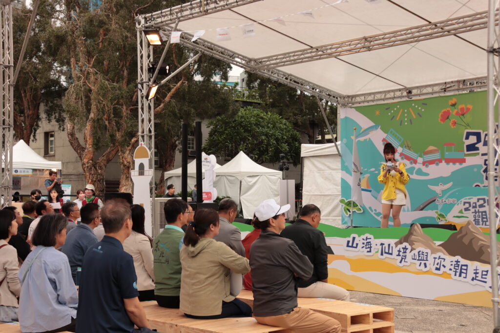 區域觀光圈市集日「南波灣Number WAN」10/31華山登場! 開幕200元現金券大放送 連續三天暢遊南臺灣風光 15 %E5%8D%97%E6%B3%A2%E7%81%A3%E5%B8%82%E9%9B%86%E8%88%9E%E5%8F%B0%E5%8D%80%E6%AF%8F%E6%97%A5%E5%B0%87%E5%AE%89%E6%8E%92%E5%A4%9A%E6%A8%A3%E5%8C%96%E8%97%9D%E6%96%87%E8%A1%A8%E6%BC%94%E5%8F%8A%E5%9C%8B%E9%9A%9B%E5%90%8D%E4%BA%BA%E7%A7%98%E5%A2%83%E5%A4%A7%E5%85%AC%E9%96%8B 1024x683 1