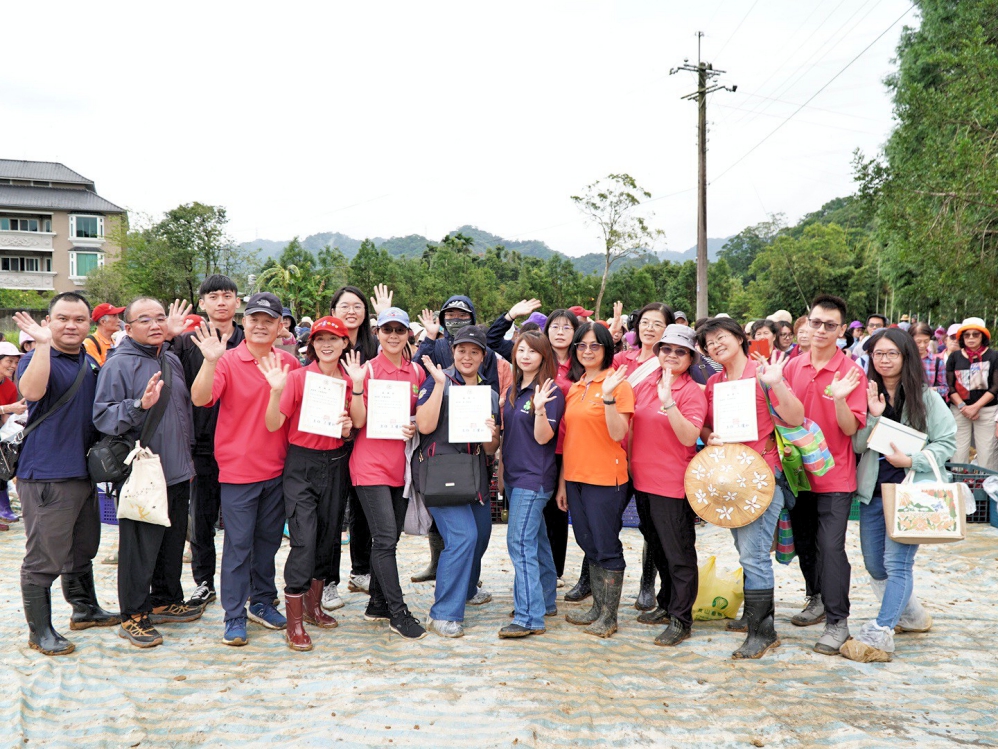 LINE_ALBUM_20251031_251031_78_Fotor - 報新聞 Mega News