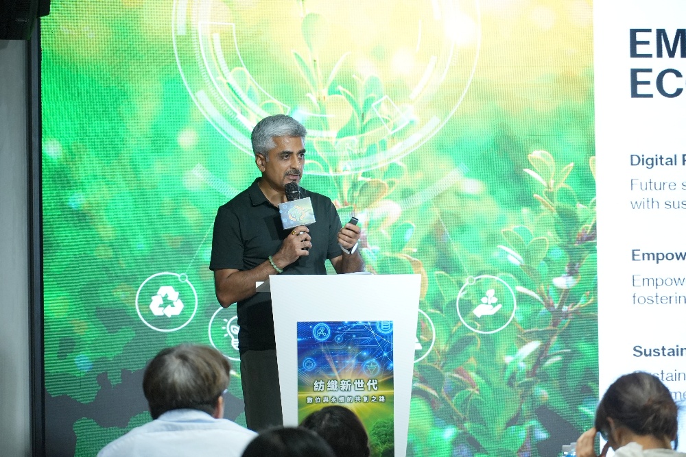 《紡織新世代:數位與永續的共創之路》論壇圓滿落幕 5 圖▲Lululemon台灣總經理Gulshan Kumar分享《永續行動力:品牌策略與實踐案例》。