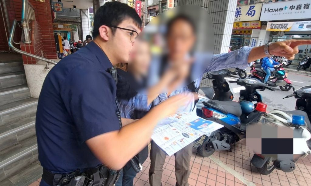 外籍旅客迷途求助 基四分局暖警協助關懷