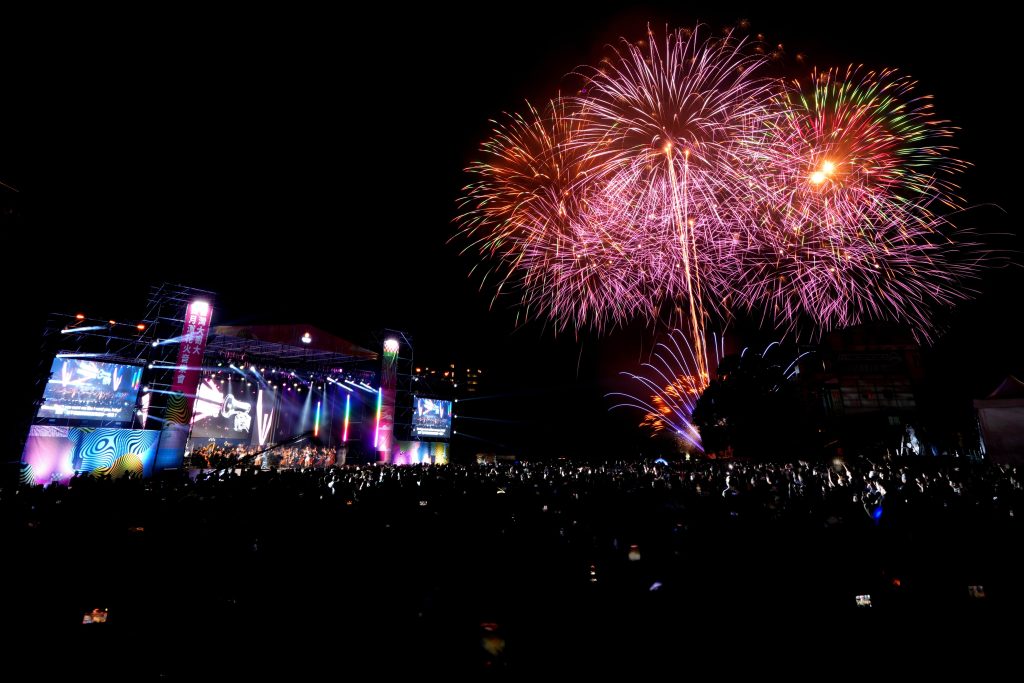 2025日月潭花火音樂嘉年華登場　雙平台180度環繞花火震撼登場