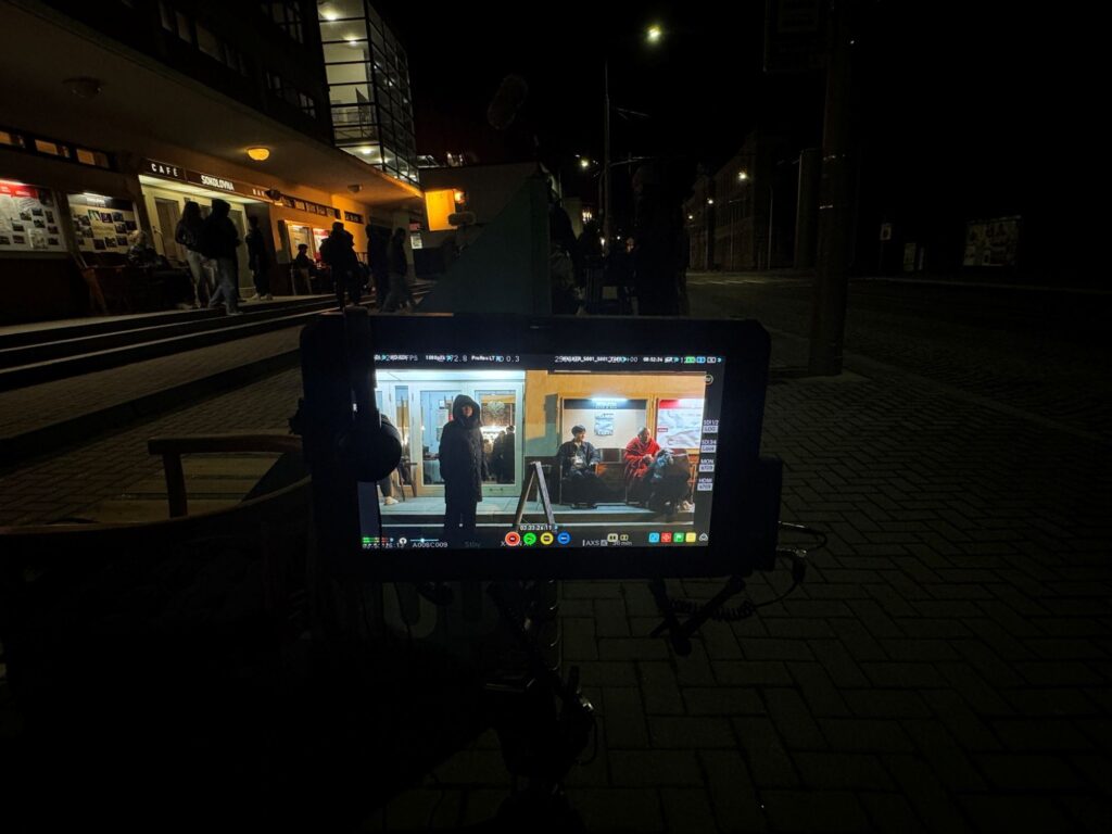 臺捷影像合作創舉 蔡明亮《行者》新作〈夜行〉伊赫拉瓦影展世界首映 5 %E5%A4%9C%E8%A1%8C 1024x768 1