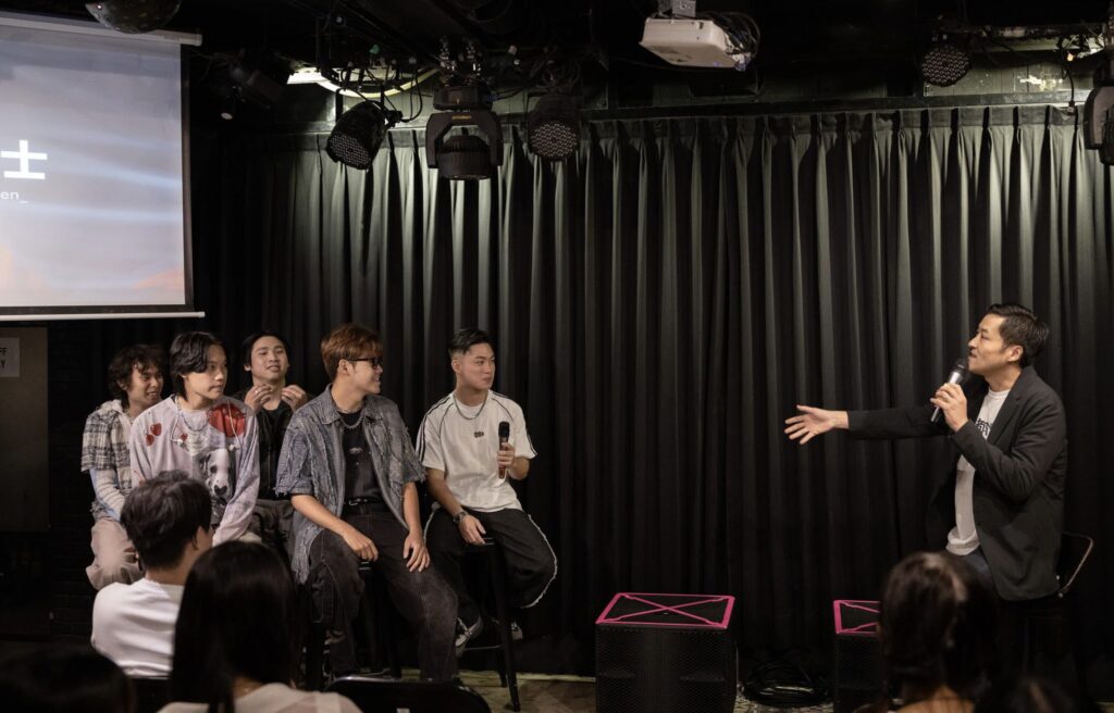 好聽又好看!YOYOROCK耳朵試映室Ⅱ炸翻樂悠悠之口 三組音樂人開唱聊創作掀全場高潮 6 %E4%B8%AD%E5%8D%8812.02 2025 11 3%E7%9A%84%E5%BD%B1%E5%83%8F