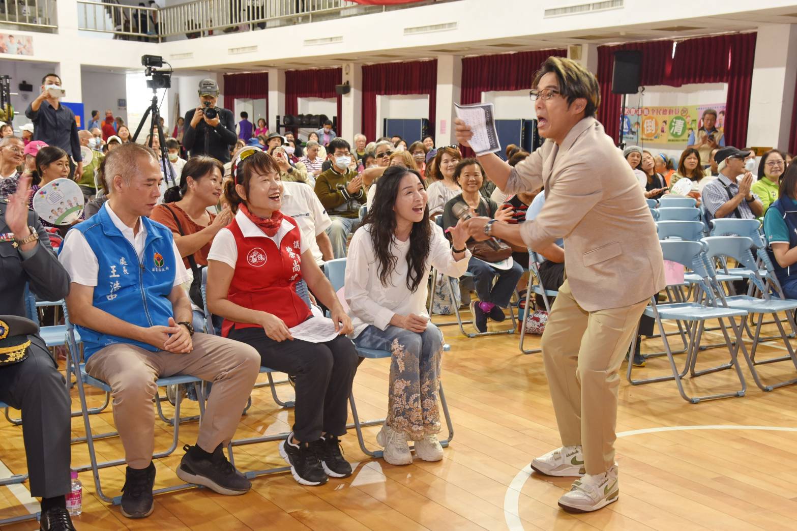 旺旺中時公益演唱團–孝親列車11.1苗栗西湖登場！