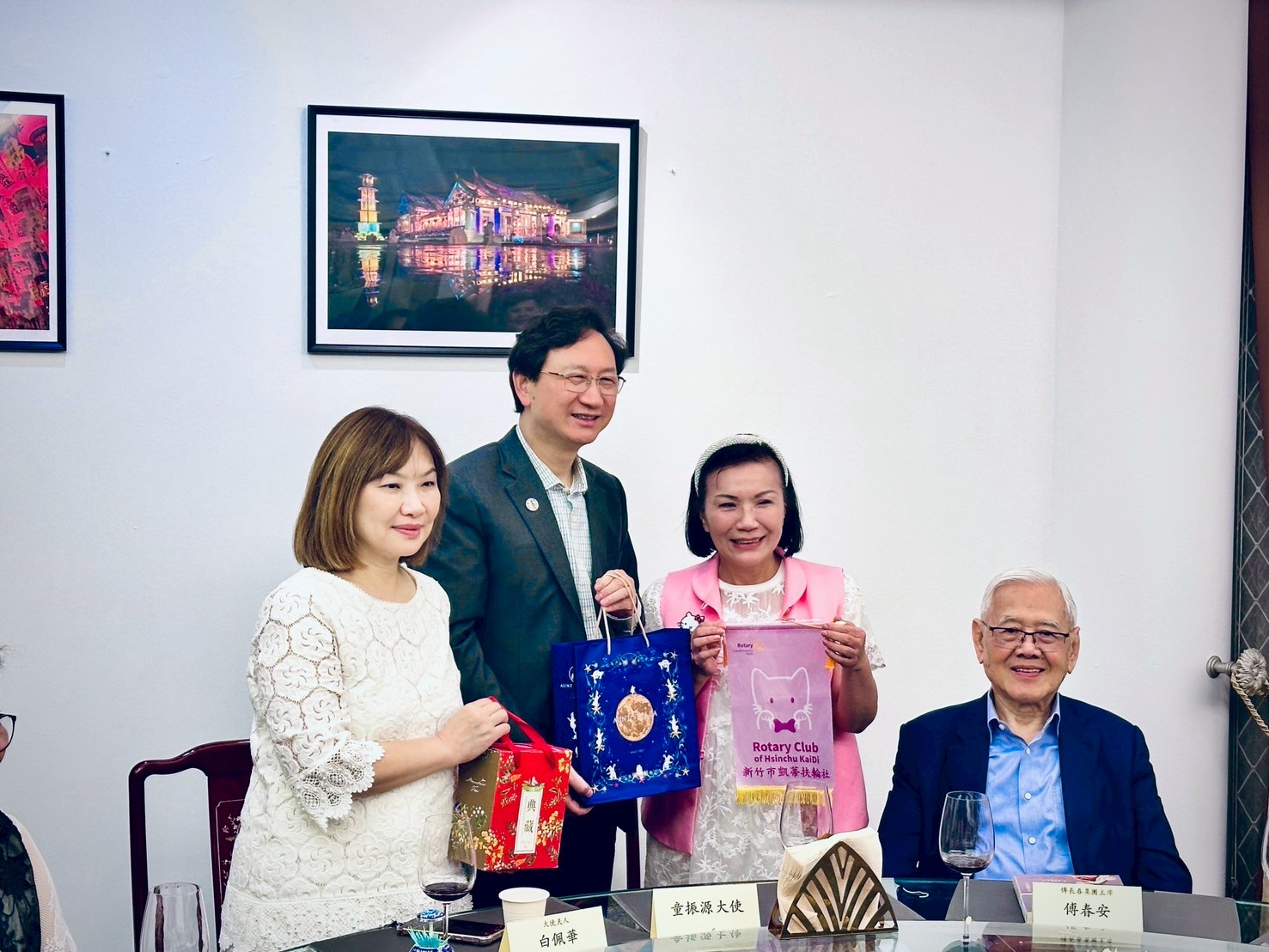 - 報新聞 Mega News