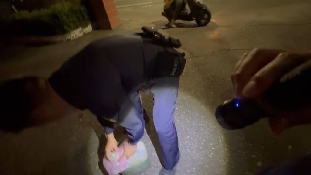 機車快沒油求助！海端警暖心「為民加油」助登山客順利返家