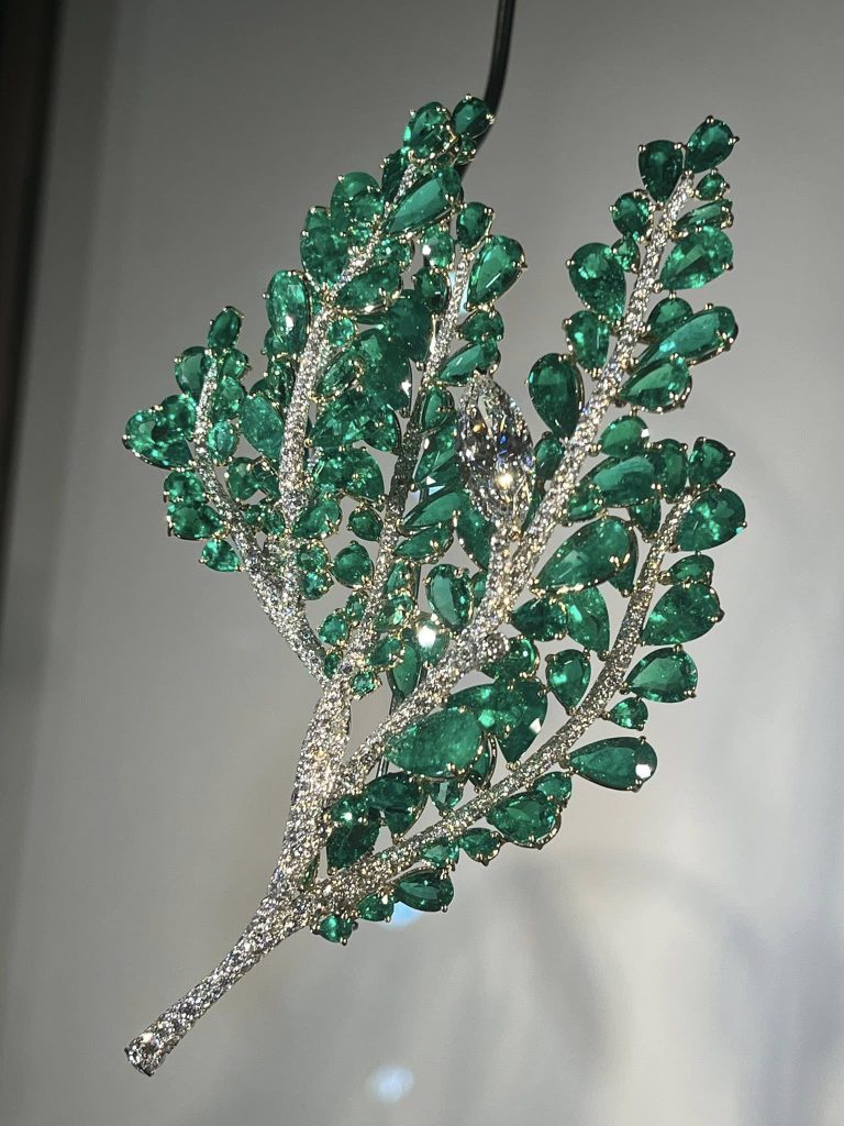 Cindy Chao 00002 - 報新聞 Mega News