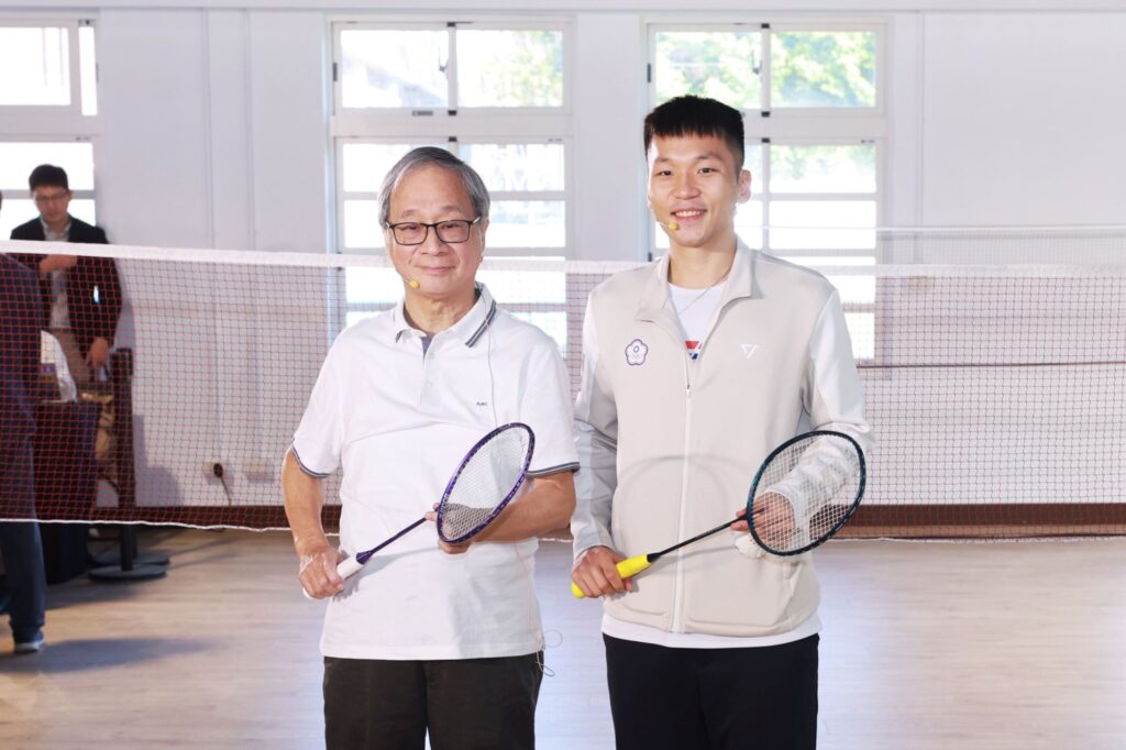 遠洋合作正式啟航 文化幣、青春動滋券雙重加碼送 文化部長李遠、運動部長李洋盼文化、運動陪伴青年一起「動滋!動滋」 5 5 4 1024x682 1