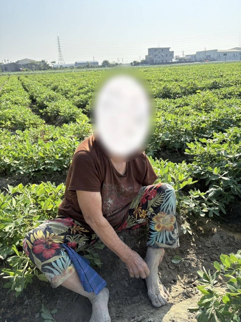 土庫警巡邏察覺異狀 耐心助迷途婦與家人團圓