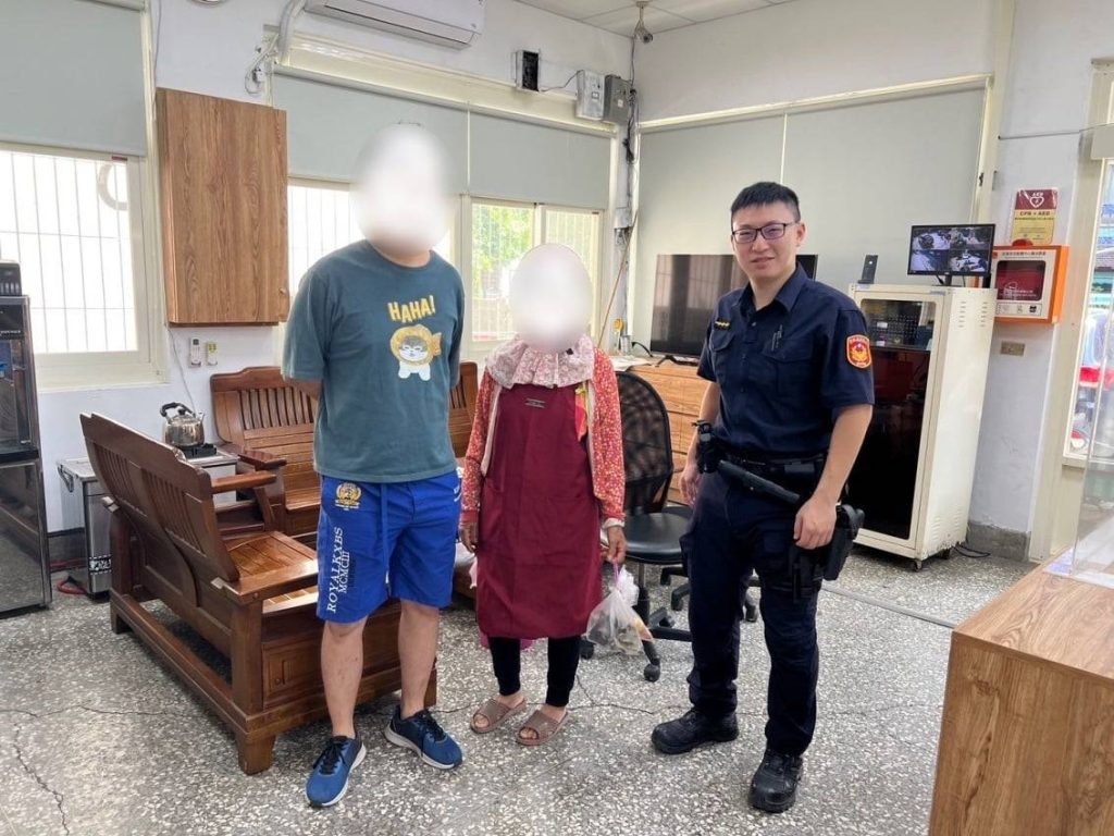 雲警助7旬失智婦 尋人兼尋車 家屬讚「揪甘心」