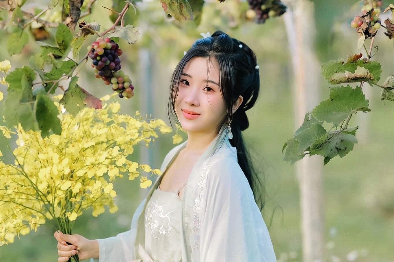 一滴眼淚的使命 茜香閣以漢服美學治癒時代女性疲態