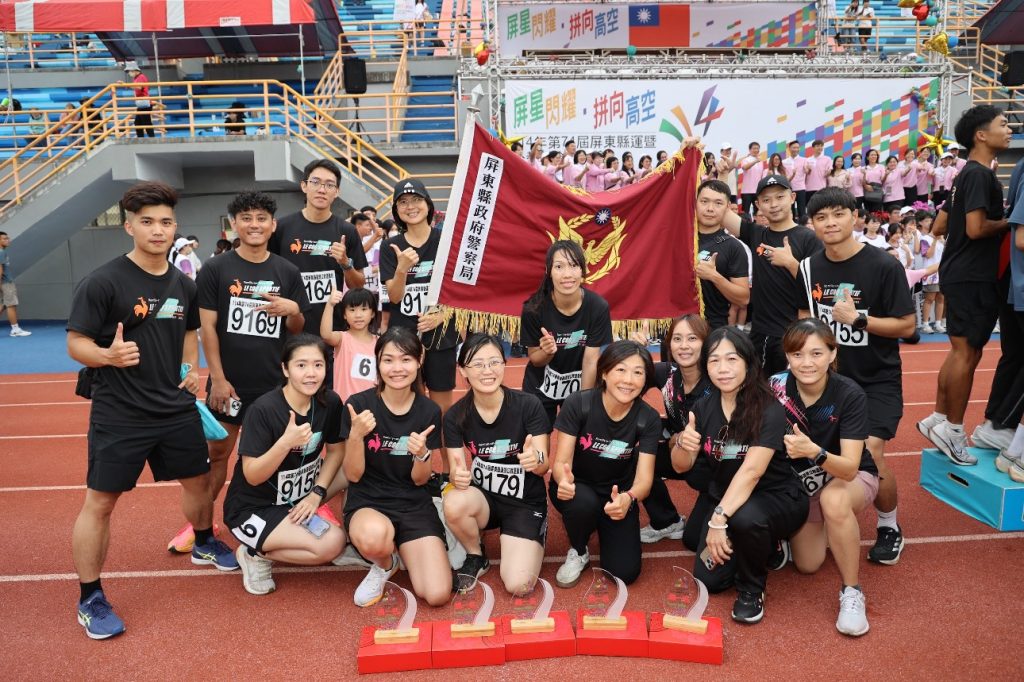 屏東勇警縣運展頭角 局長頒贈警察熊予肯定