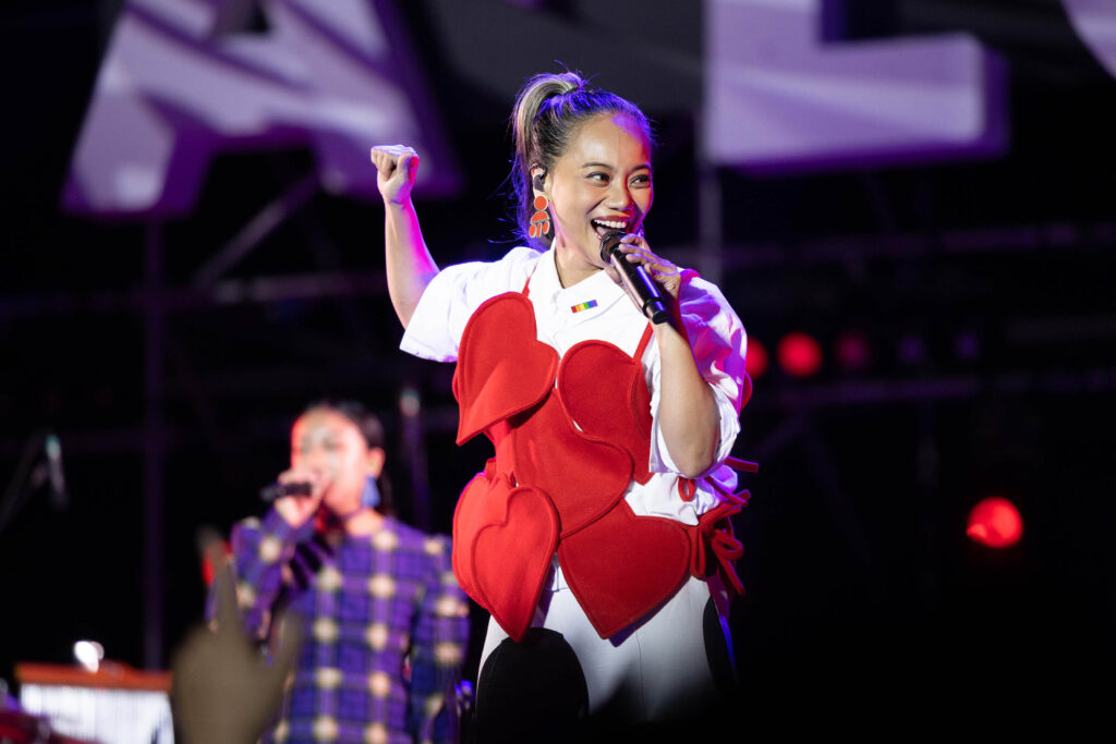 梁靜茹首次戶外巡演上海起跑吸5萬人 阿爆、桑布伊、MATZKA以音樂唱出原民驕傲 6 ABAO%E9%98%BF%E7%88%86 1024x683 1