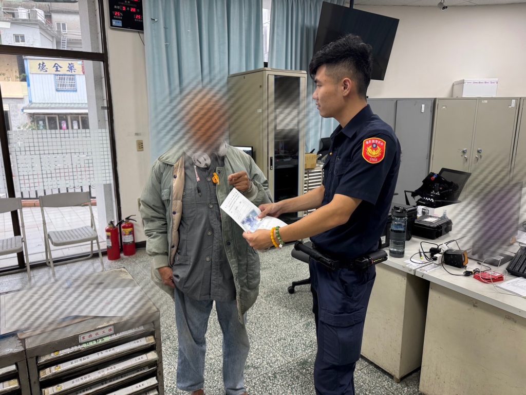 民眾遺落現金 警方電眼尋失主  物歸原主 警民都開心