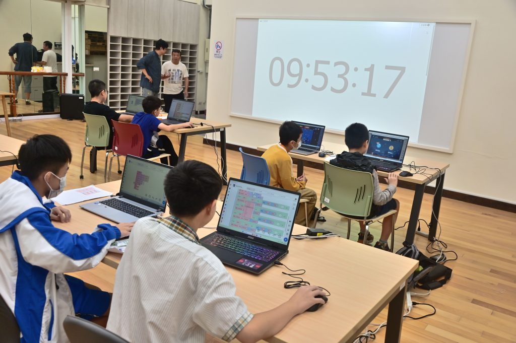 基隆教師化身AI教育先鋒 報考通過率達98%