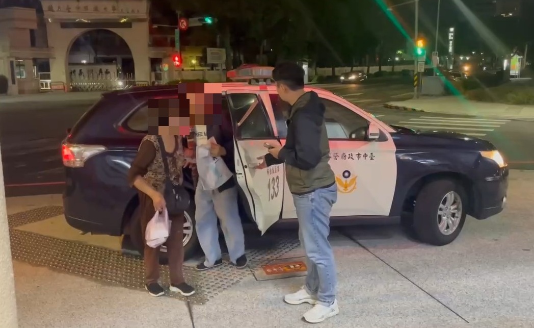 愛子走散母急衝警所    七小時「警」急協尋終重逢