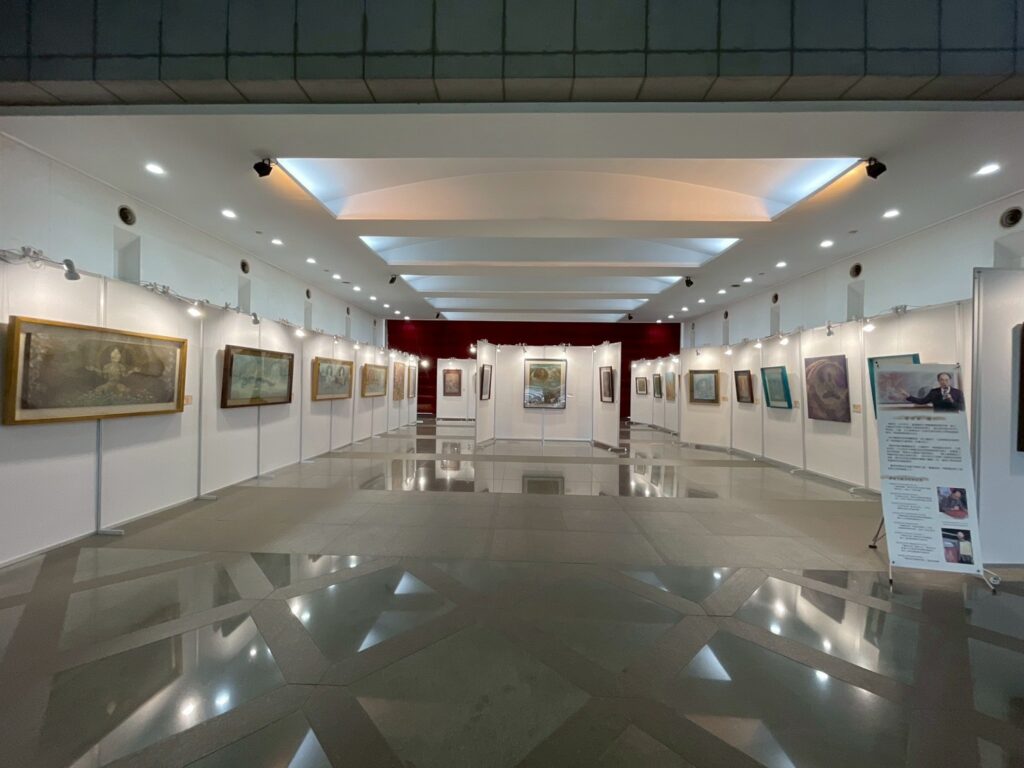 華嚴光華.膠彩新境──陳俊吉《華藏嚴飾》當代佛畫創作展隆重登場 10 S 73383973