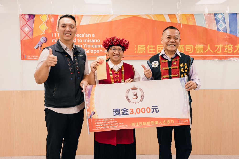 03%E7%AC%AC%E4%B8%89%E5%90%8D%E5%AD%B8%E5%93%A1 paules %E9%BB%83%E6%83%A0%E7%B4%85 %E4%BB%A5%E6%B8%85%E6%99%B0%E7%9A%84%E8%AA%9E%E8%AA%BF%E7%A9%A9%E5%81%A5%E7%9A%84%E5%8F%8D%E6%87%89%E8%88%87%E5%85%B7%E9%AD%85%E5%8A%9B%E7%9A%84%E6%97%8F%E8%AA%9E%E8%A1%A8%E9%81%94%E7%8D%B2%E5%BE%97%E8%A9%95%E5%AF%A9%E9%9D%92