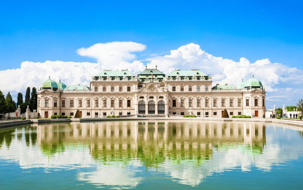 臺奧文化交流新篇章 史博館70週年壓軸特展《綻放 維也納美景宮百年花繪名作展》繽紛開幕 10 12 1 1024x642 1