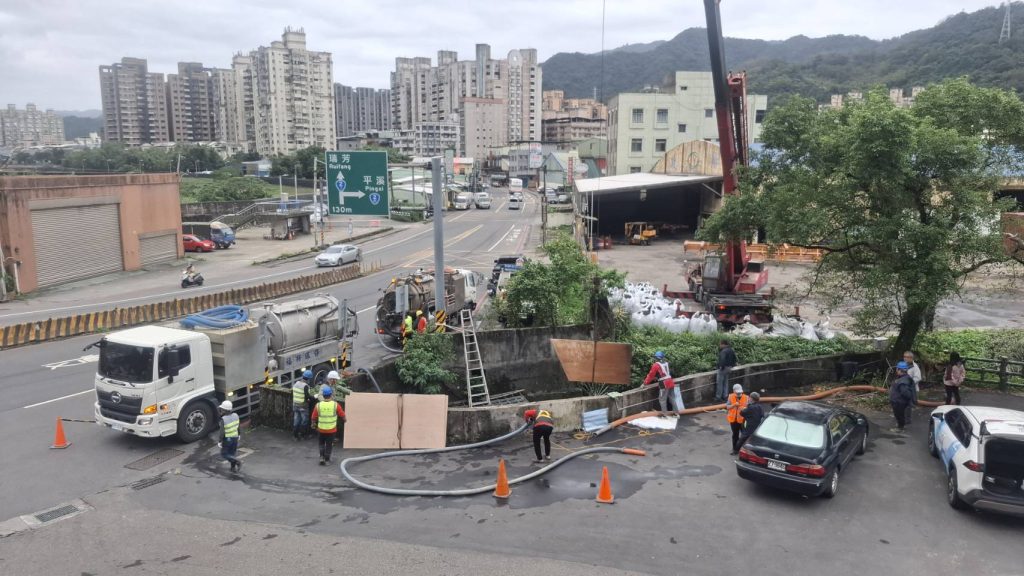 基隆水污染後續處理持續進行!市府完成清淤、強化監測 盛星動力遭重罰100萬