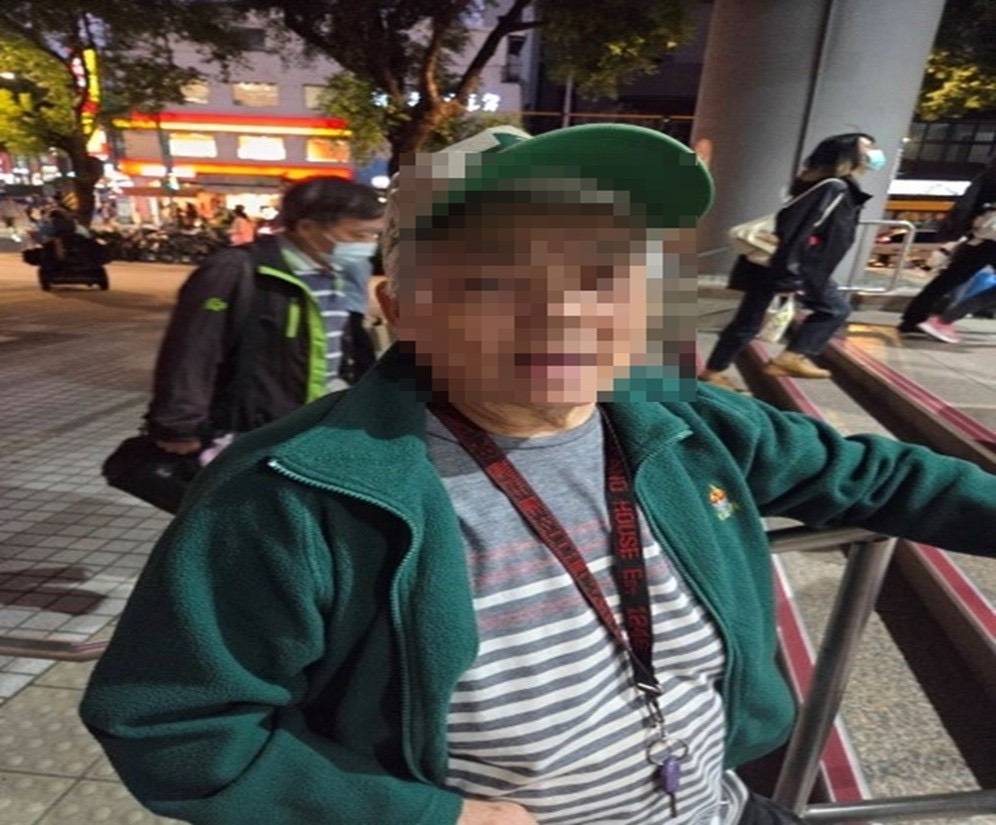 失智老婦忘了自己卻心繫愛子　北投警耐心助團圓！