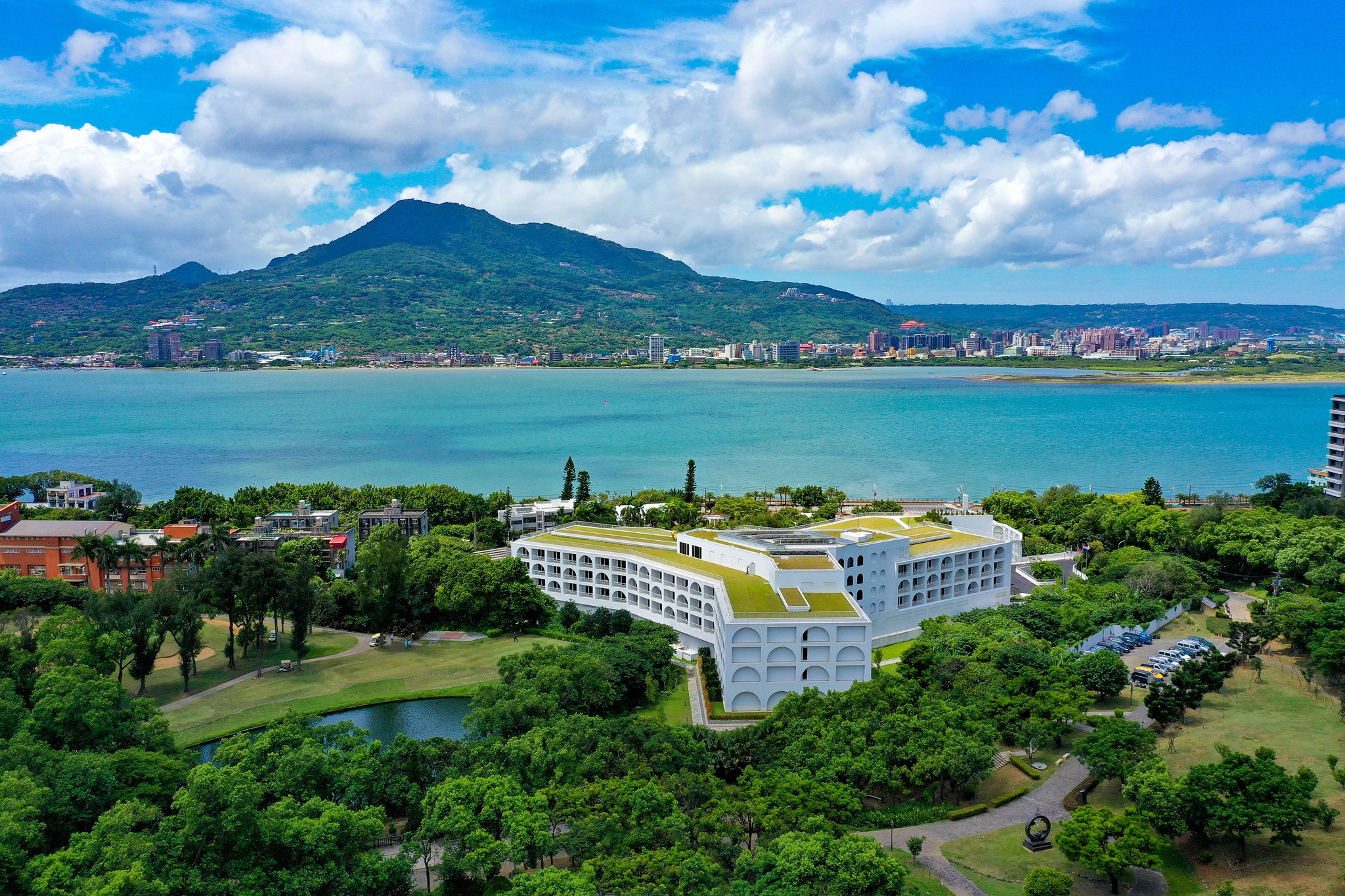 淡水花蓮雙城慢旅 一房兩住最超值